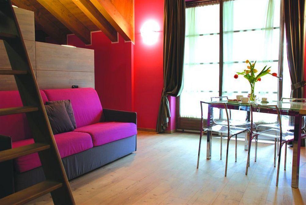 Residence Hotel Serenella Aprica Esterno foto